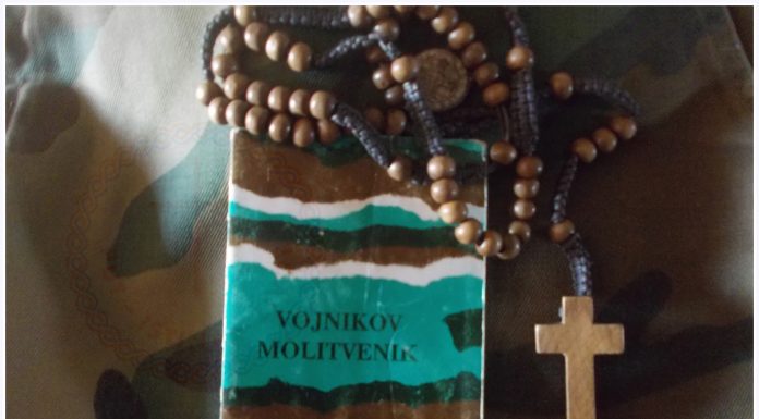 MOLITVENA NAKANA – “Potrebna molitva za branitelja Peju M. ( 62 ) koji je dobio moždani udar i koronu i liječnici se ovoga trenutka bore za život …”